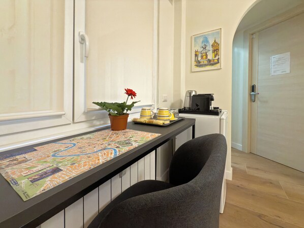 Quadruple Room, Private Bathroom
