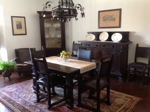 Dining - Apartment 3bedr 2bathr,FreeParking,CITY CENTER, Cosy and Chic, SEA VIEW (Palermo)