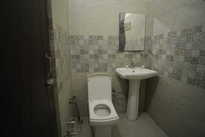 Bathroom - Hotel Ananta Inn (Rishikesh)