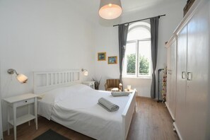 Apartment, Park View