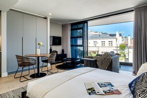 1 bedroom, Internet