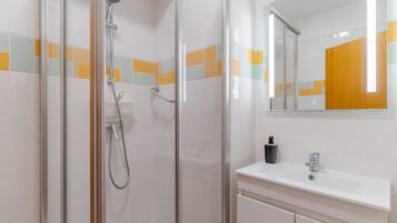 Apartment | 1 bedroom, soundproofing