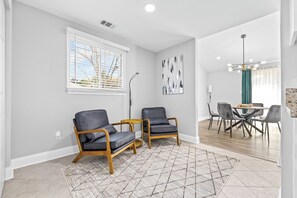 Family House, 3 Bedrooms, Non Smoking | Living room | 50-inch Smart TV with digital channels - Quail Ridge 3BR House (Charlotte)