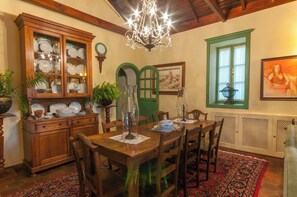 House | Dining - Manor House in Vega With Private Pool (Vega de San Mateo)