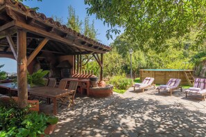 Balcony - Manor House in Vega With Private Pool (Vega de San Mateo)