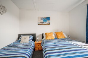 Chalet | 2 bedrooms, free WiFi, bed sheets