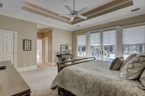 4 Schlafzimmer, Bügeleisen/Bügelbrett, kostenloses WLAN, Bettwäsche