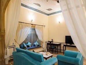 Hazel Suite | In-room safe, desk, laptop workspace, free WiFi - SKK The Fern Jaisalmer (Jaisalmer)