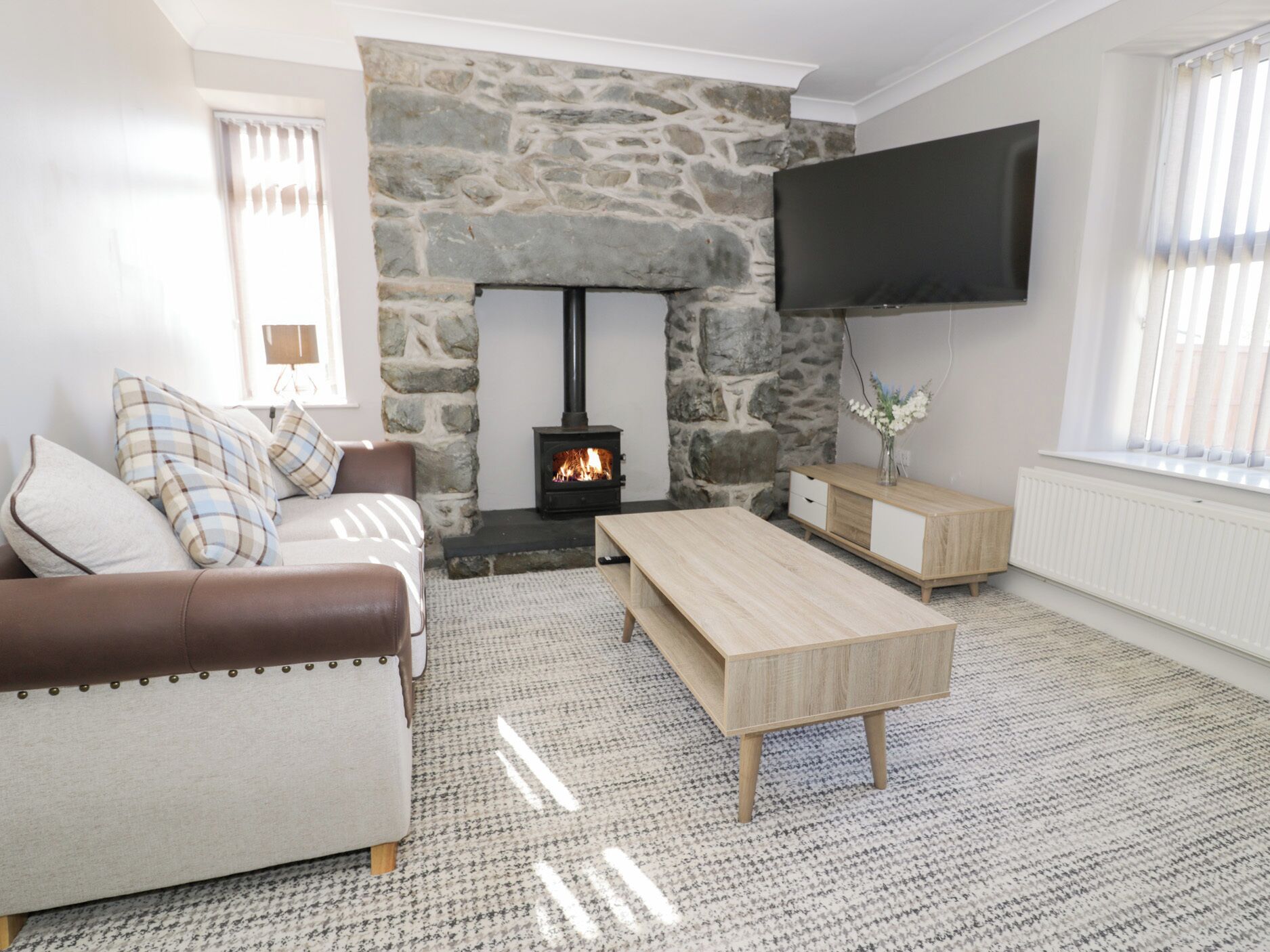Cottage | Living area | Flat-screen TV