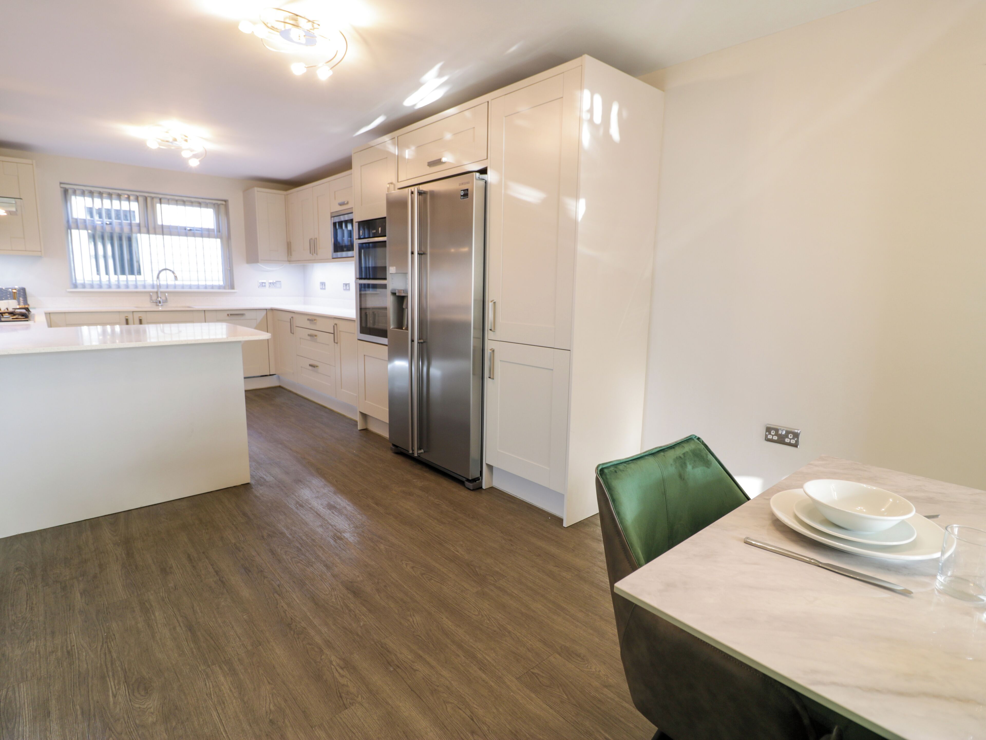 Fridge, microwave, dishwasher, toaster