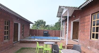 Shiv Parvati Resort
