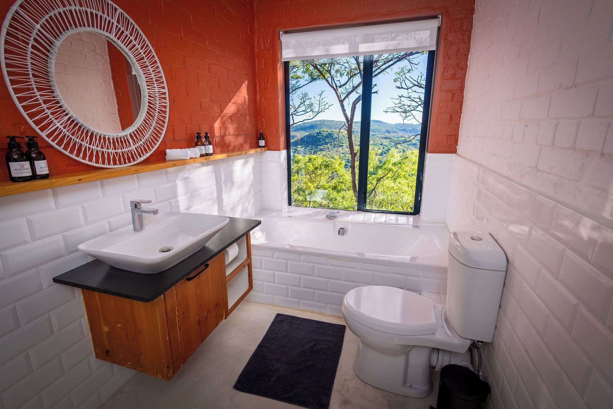 Luxury Suite, Mountain View | Bathroom