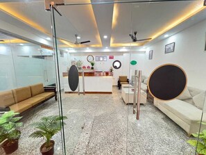 Exterior - Hotel Breezy Heights Near IGI Delhi Airport by JIP (New Delhi)