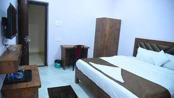 Quarto casal luxo | Escrivaninha