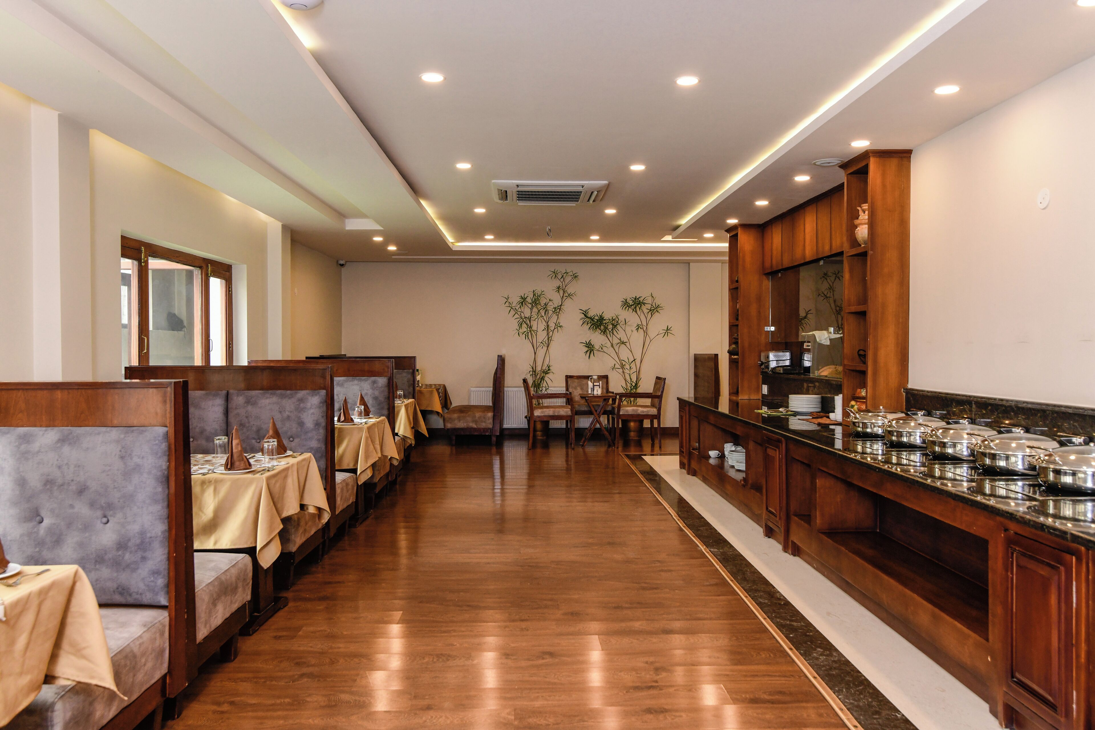 Daily full breakfast for a fee