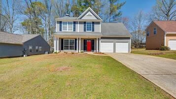 Rumah (3 Bedrooms) | Bagian depan properti