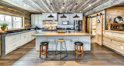 Perfect for Families: Custom-built Harrison Cabin!