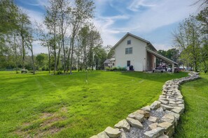 Interior - Apt on St Lawrence River in Cape Vincent! (Cape Vincent)