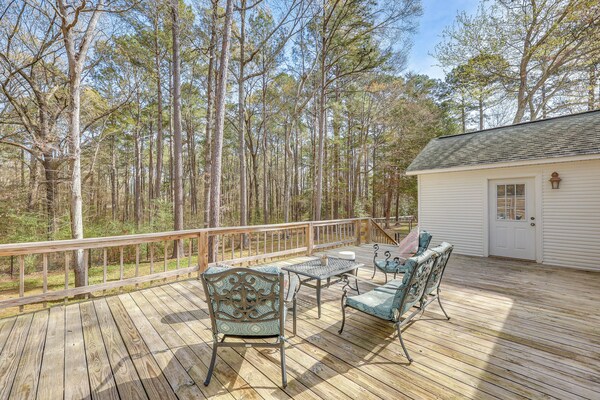 2 Mi To Downtown: Work & Play At El Dorado Getaway - El Dorado, AR