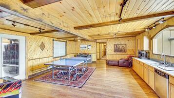 House (Multiple Bedrooms) | Interior