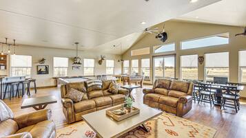 House (Multiple Bedrooms) | Interior