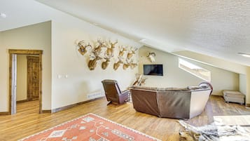 House (Multiple Bedrooms) | Interior