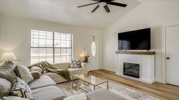 Casa (3 Bedrooms) | Interior