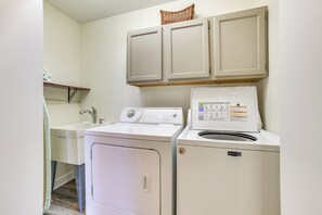 Cottage (3 Bedrooms) | Interior