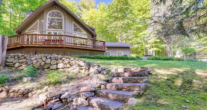 4 Mi to Lake Bellaire: Home w/ Deck & Pool Access!