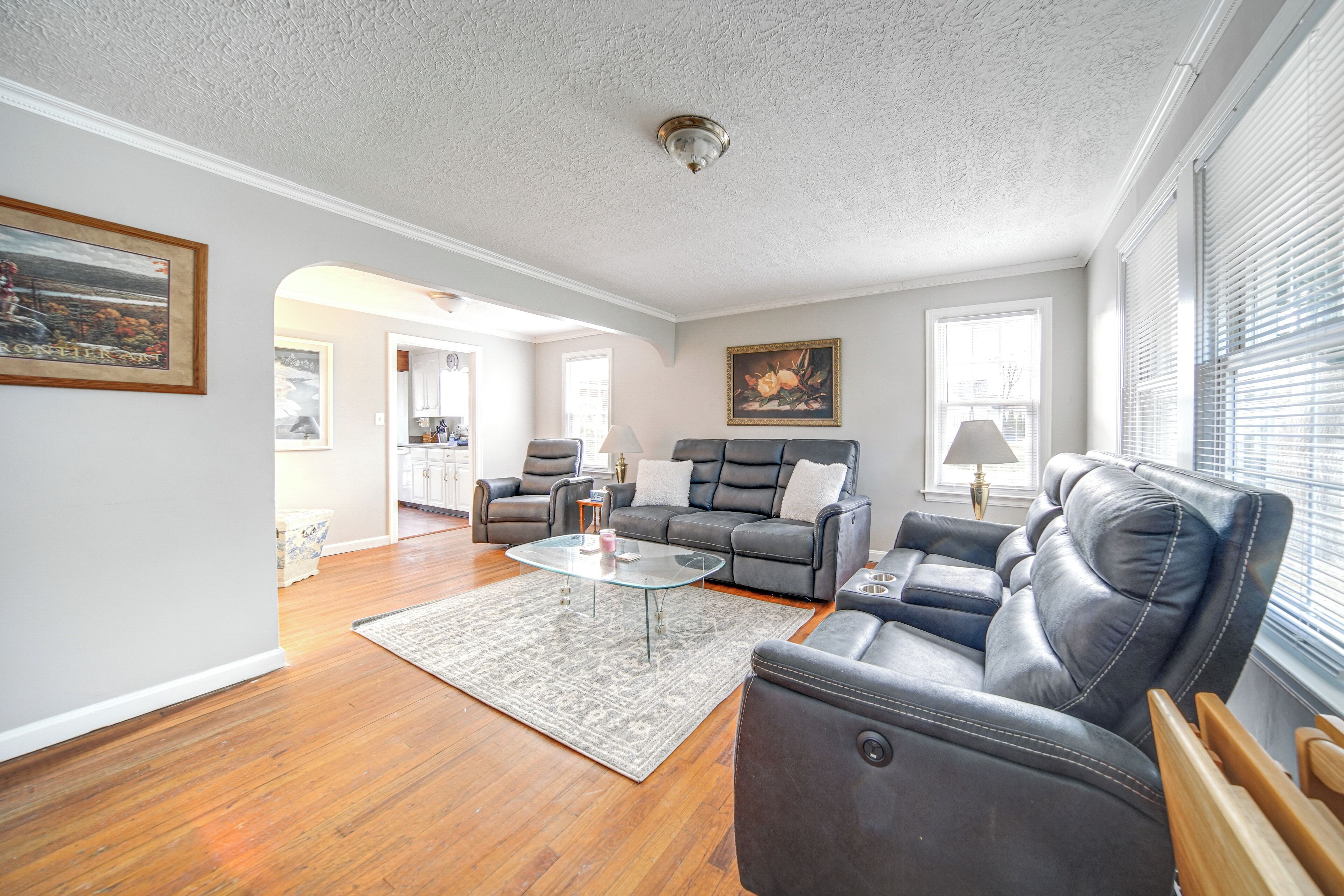 House (2 Bedrooms) | Front of property