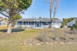 House (3 Bedrooms) | Interior - Family Home w/ Private Pool & Hot Tub in Lewes (Lewes)