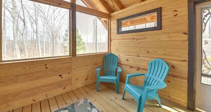 Hot Tub & Fire Pit: Romantic Getaway in Frenchburg