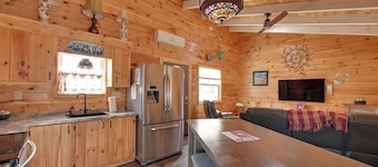 Bring a Pet: Peaceful Frenchburg Cabin on 1 Acre