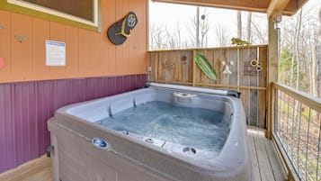 House (1 Bedroom) | Front of property