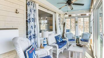 Cottage (2 Bedrooms) | Nội thất