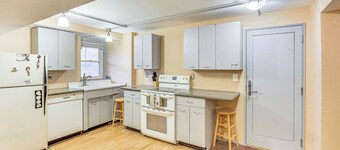 Walkable Studio in the Heart of Pittsburgh!