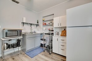 House (1 Bedroom) | Interior