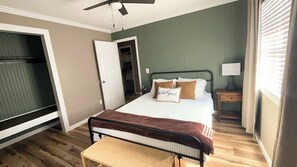 2 Schlafzimmer, Bügeleisen/Bügelbrett, kostenloses WLAN, Bettwäsche