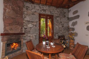House | Dining
