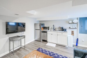 Apartment (1 Bedroom) | Interior