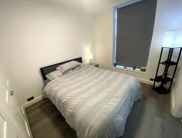 1 makuuhuone, silitysrauta/-lauta, Wi-Fi, vuodevaatteet