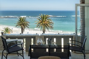 Apartment | 2 bedrooms, Internet - Camps Bay Beachside 2bed w Sea View Cloud 9 (Cape Town)