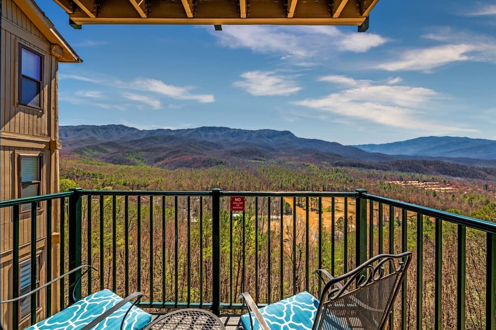 Sleeps 4-mountain Views-indoor Pool Sauna