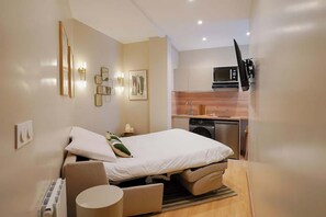 1 室のベッドルーム、アイロン / アイロン台、WiFi、ベッドシーツ