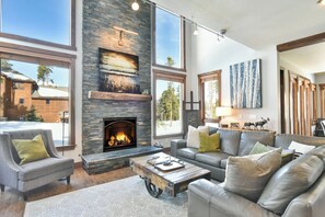 Smart TV, fireplace, DVD player