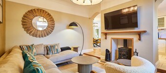 Host & Stay | Louvaine House