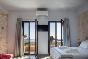 Comfort Apartment, Balcony, Sea View | 1 bedroom, soundproofing, iron/ironing board, free WiFi - 1 bedroom apt up to 3 (Rethymno)