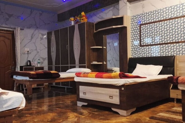 Shared Dormitory | WiFi (free)