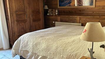 6 camere, ferro/asse da stiro, Wi-Fi, lenzuola