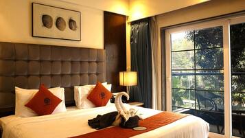 1 bedroom, Egyptian cotton sheets, premium bedding